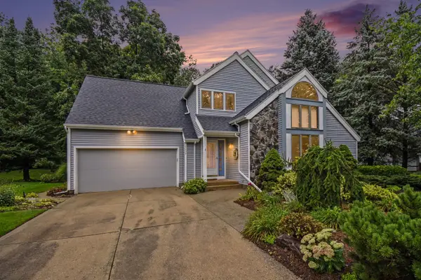 6039 Arroyo Vista Drive Ne, Rockford, MI 49341