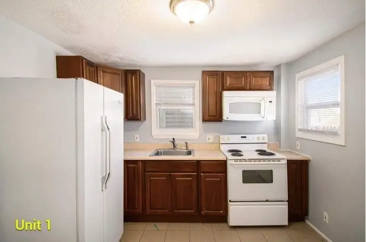1037 Bement Street, Lansing, MI 48912 - #3