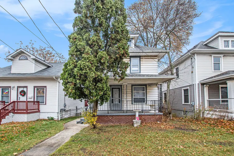 209 E Mount Hope Avenue, Lansing, MI 48910 - #2