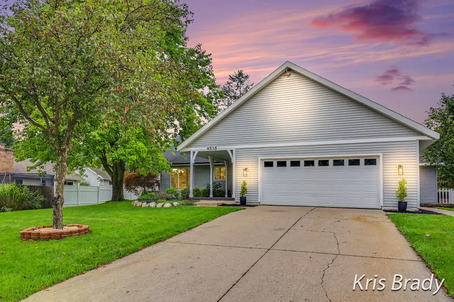 4535 Forest Lake Court Se, Grand Rapids, MI 49546 - #2
