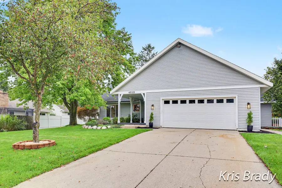 4535 Forest Lake Court Se, Grand Rapids, MI 49546 - #3