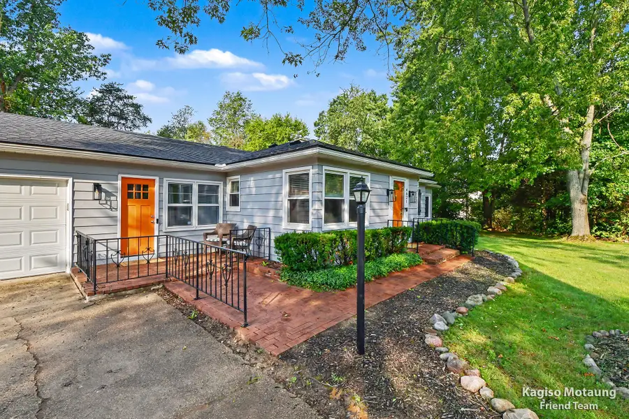 4621 Whitneyville Avenue Se, Ada, MI 49301 - #3