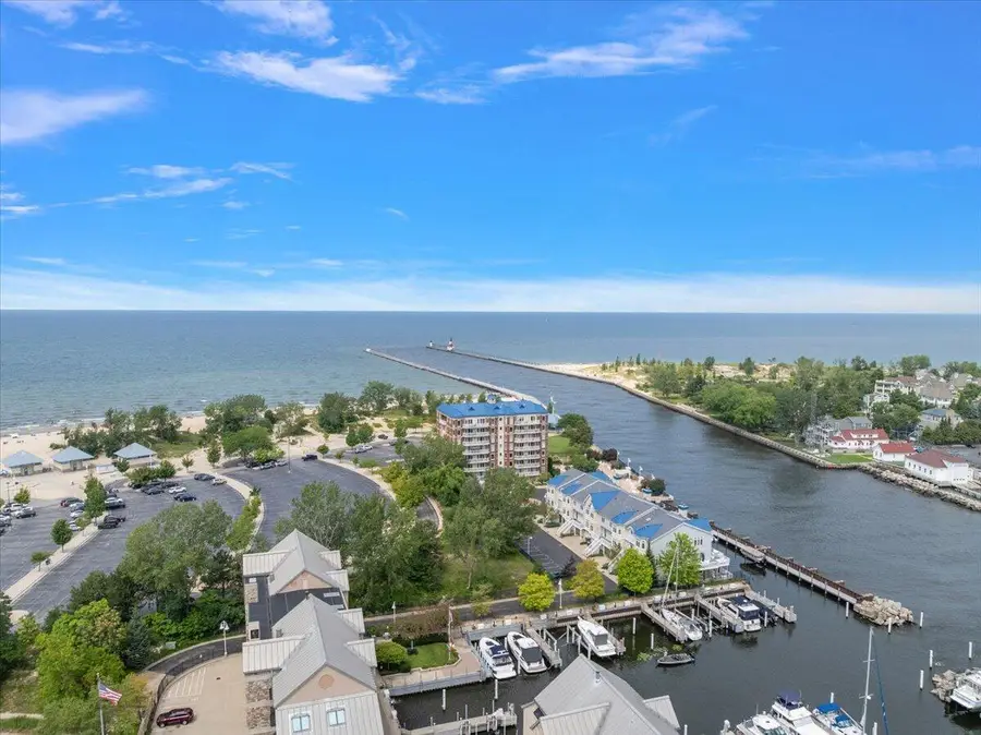 200 Lake Street #7A/8A, Saint Joseph, MI 49085 - #3