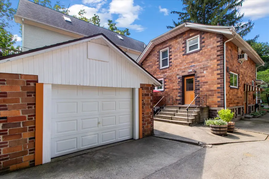 637 5th Street, Ann Arbor, MI 48103 - #2