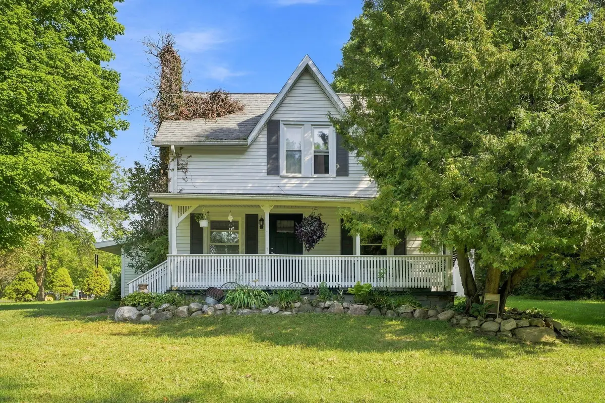 13921 Old 14 Mile Road Ne, Greenville, MI 48838 - #1