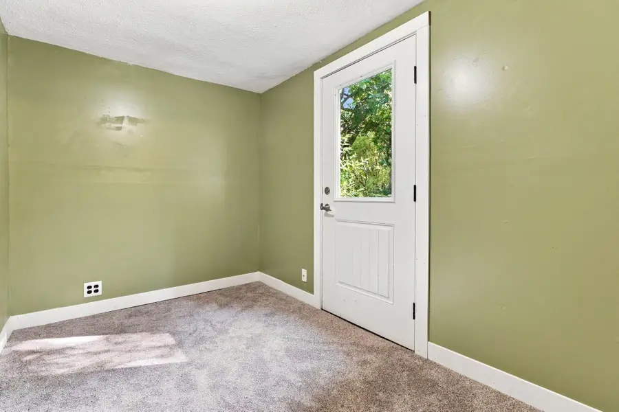 13921 Old 14 Mile Road Ne, Greenville, MI 48838 - #3