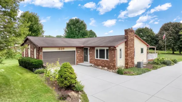 1829 N Sandstone Road N, Jackson, MI 49201
