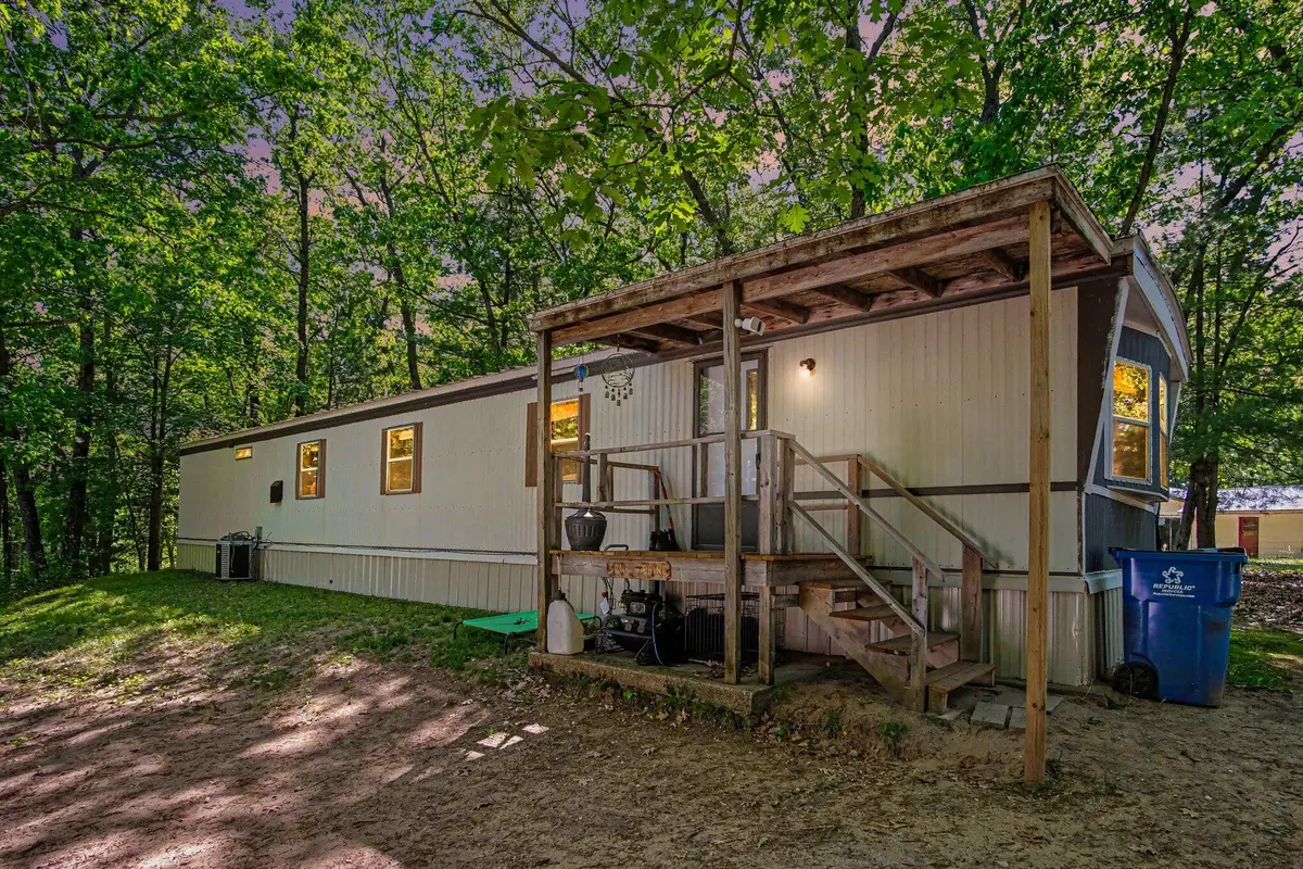 8481 Vista Drive, Newaygo, MI 49337 - #1