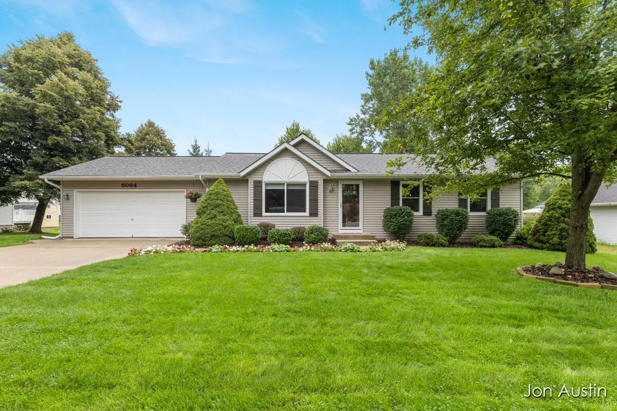 5064 Shinnecock Hills Drive Nw, Comstock Park, MI 49321 - #1