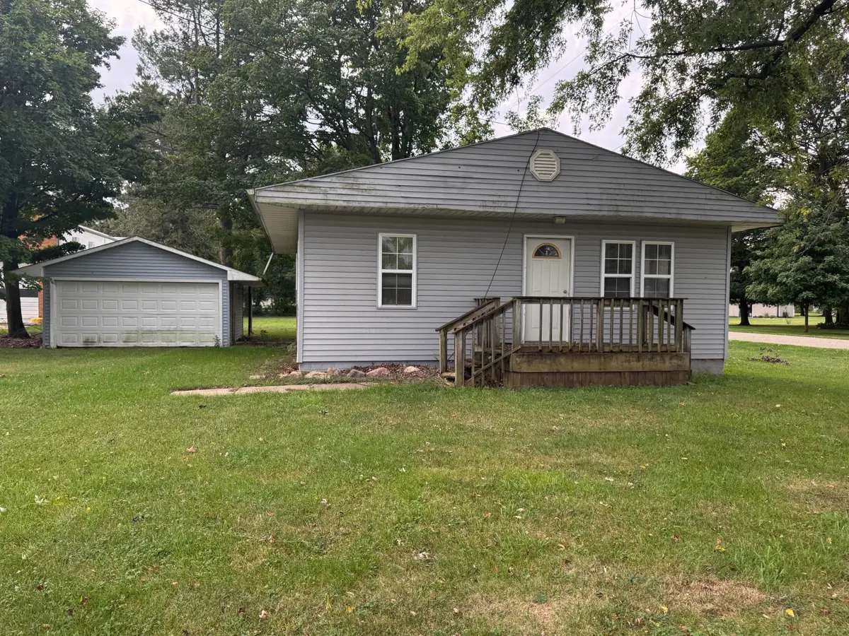 304 E South Street, Athens, MI 49011 - #1