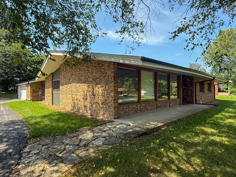 820 Iroquois Trail, Niles, MI 49120 - #2