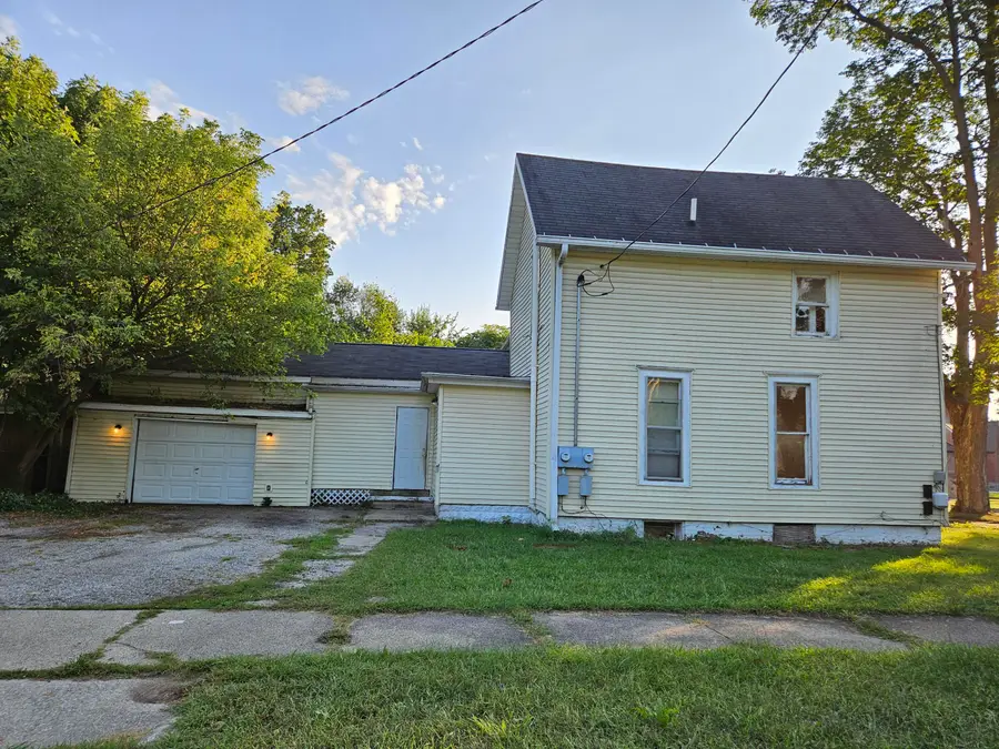 122 Oak Street, Dowagiac, MI 49047 - #2