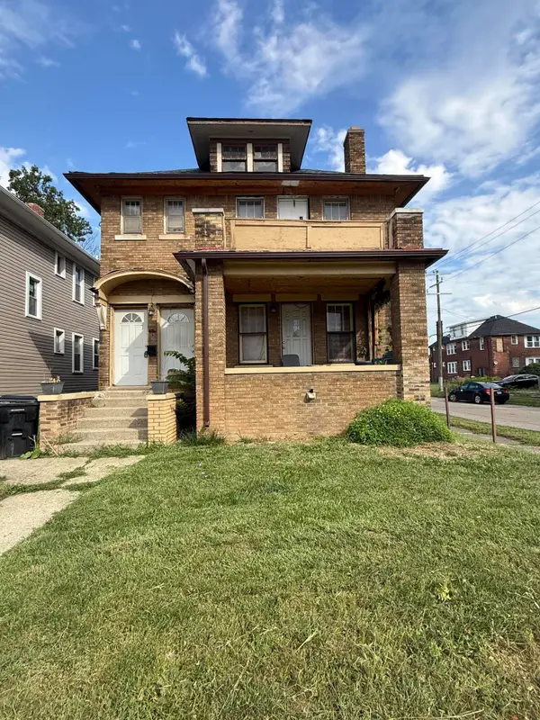 4002 W Philadelphia Street, Detroit, MI 48204
