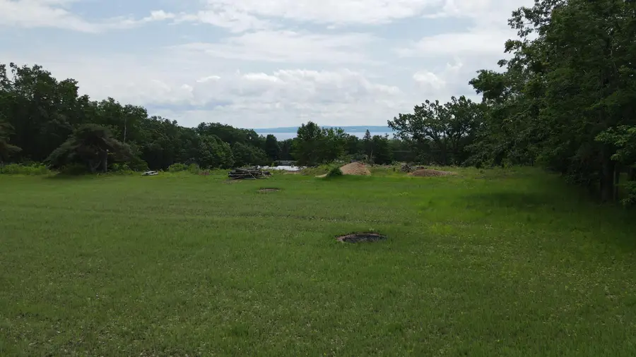 658 W Bluff Drive, Harbor Springs, MI 49740 - #3