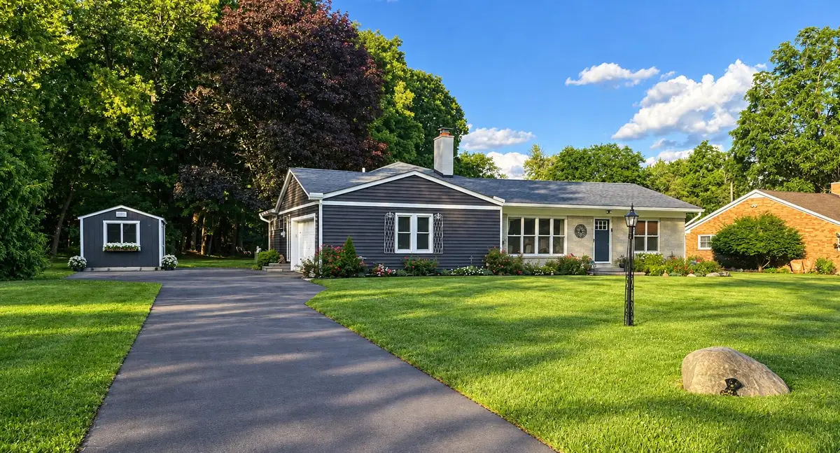 26532 Springfield Drive, Farmington Hills, MI 48334 - #1