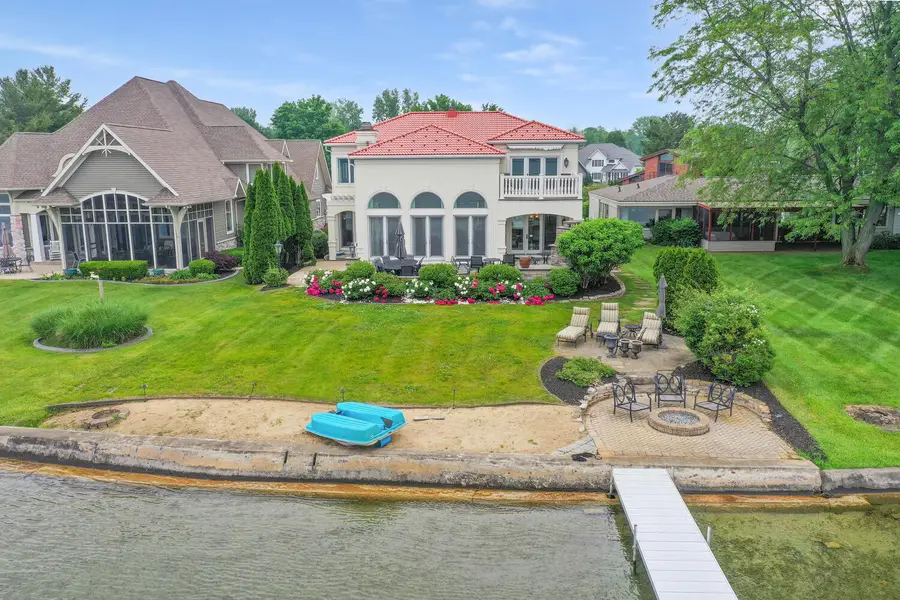 68283 Park Shore Drive, Edwardsburg, MI 49112 - #2
