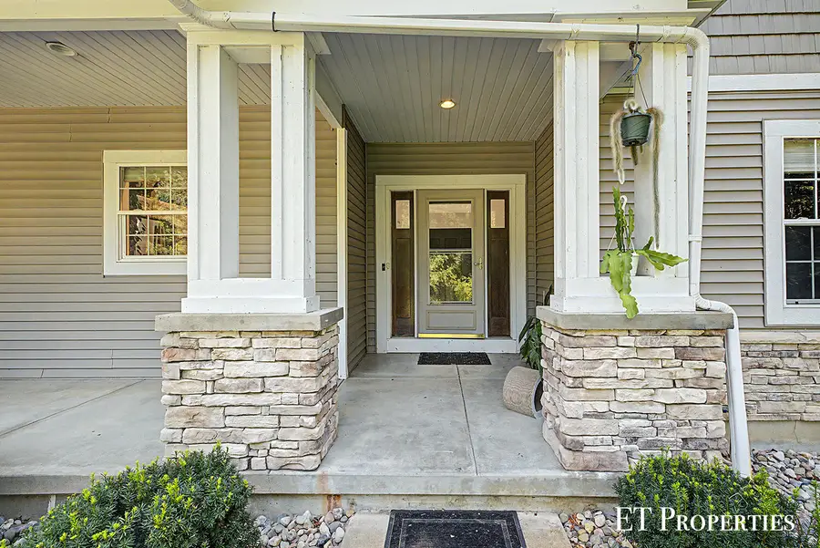7801 Cascade Road Se, Grand Rapids, MI 49546 - #2