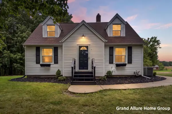 5119 18 Mile Road Ne, Cedar Springs, MI 49319