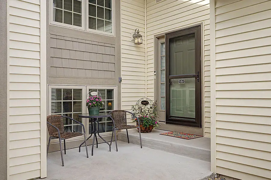 1207 S Timberview Drive, Whitehall, MI 49461 - #3