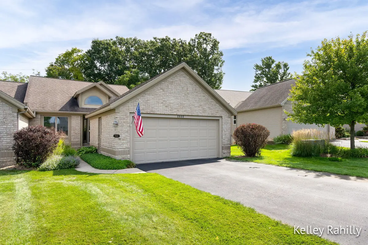 2532 Highridge Hills Lane Se, Grand Rapids, MI 49546 - #1