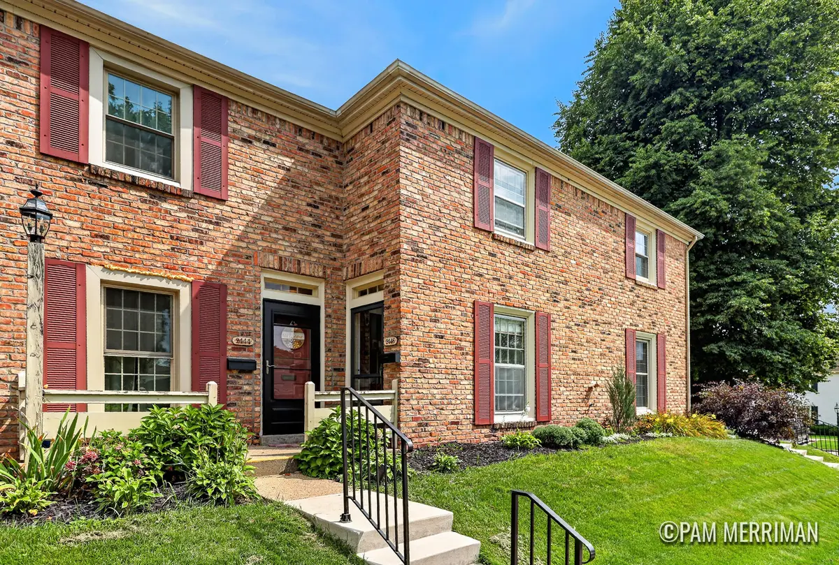 2446 Abbington Drive Se, Grand Rapids, MI 49506 - #1
