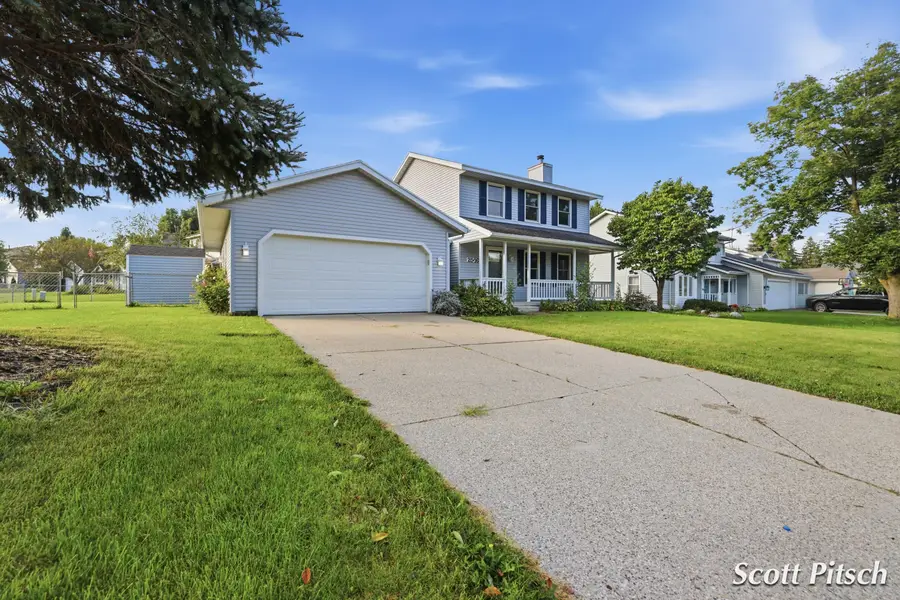 2576 Mapleview Street Se, Kentwood, MI 49508 - #2