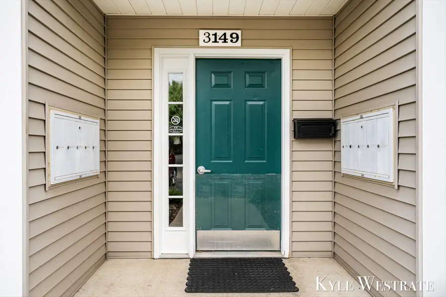 3149 Poplar Creek Drive Se #103, Kentwood, MI 49512 - #2