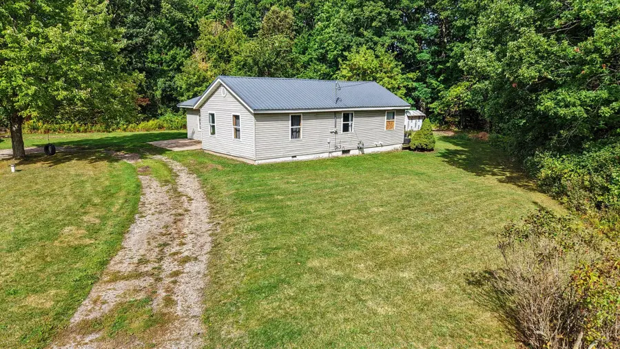 2225 S Wisner Avenue, Fremont, MI 49412 - #2
