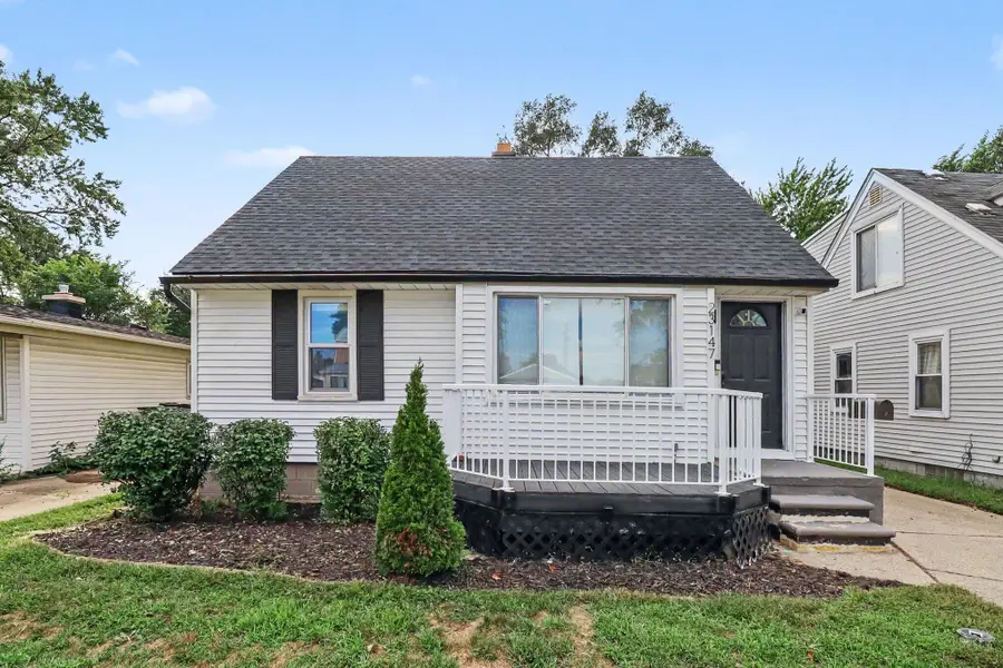 23147 Melville Avenue, Hazel Park, MI 48030 - #2