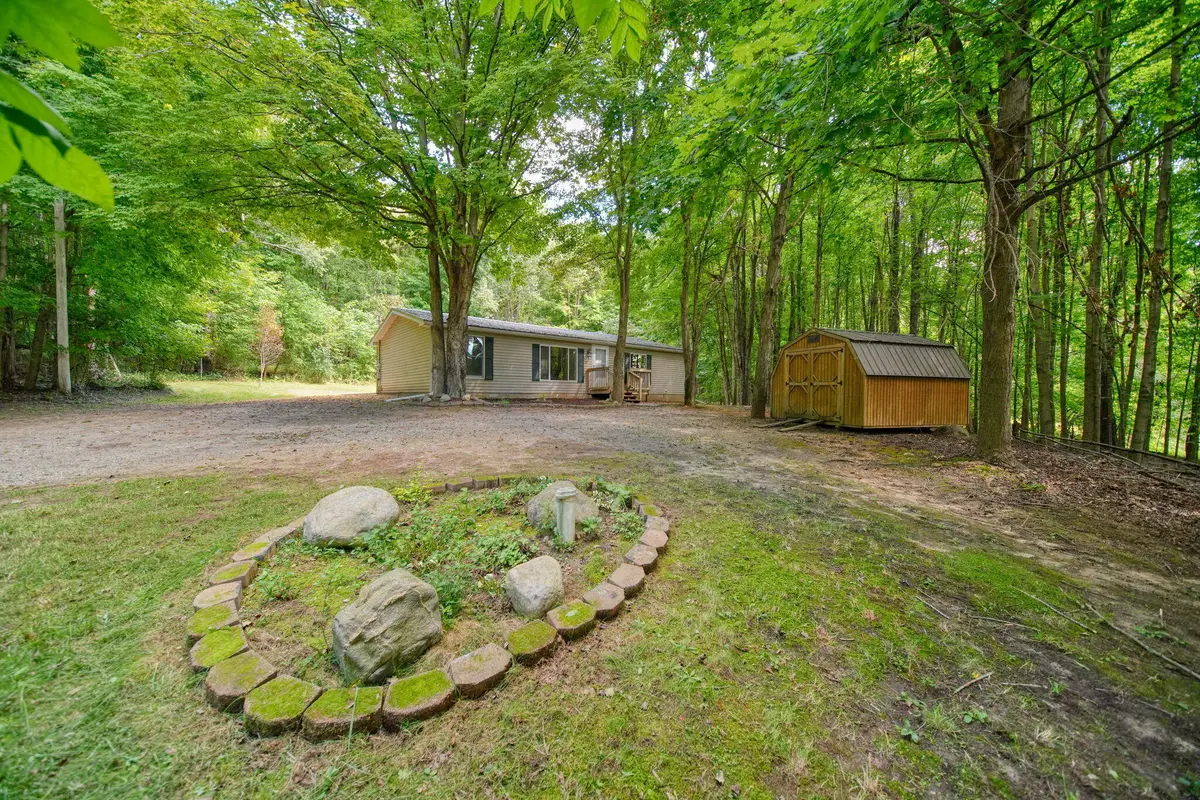 11831 Winfield Road, Jonesville, MI 49250 - #1