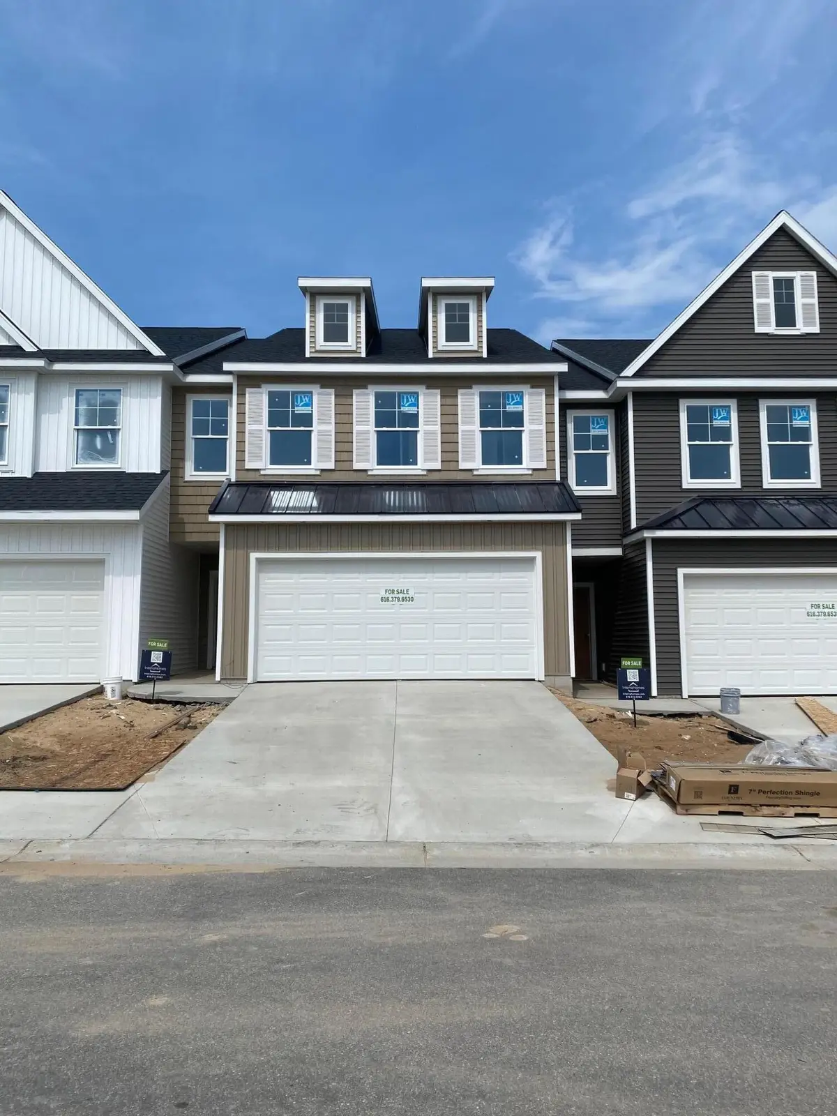 2879 E Highgate Street Se #80, Kentwood, MI 49512 - #1