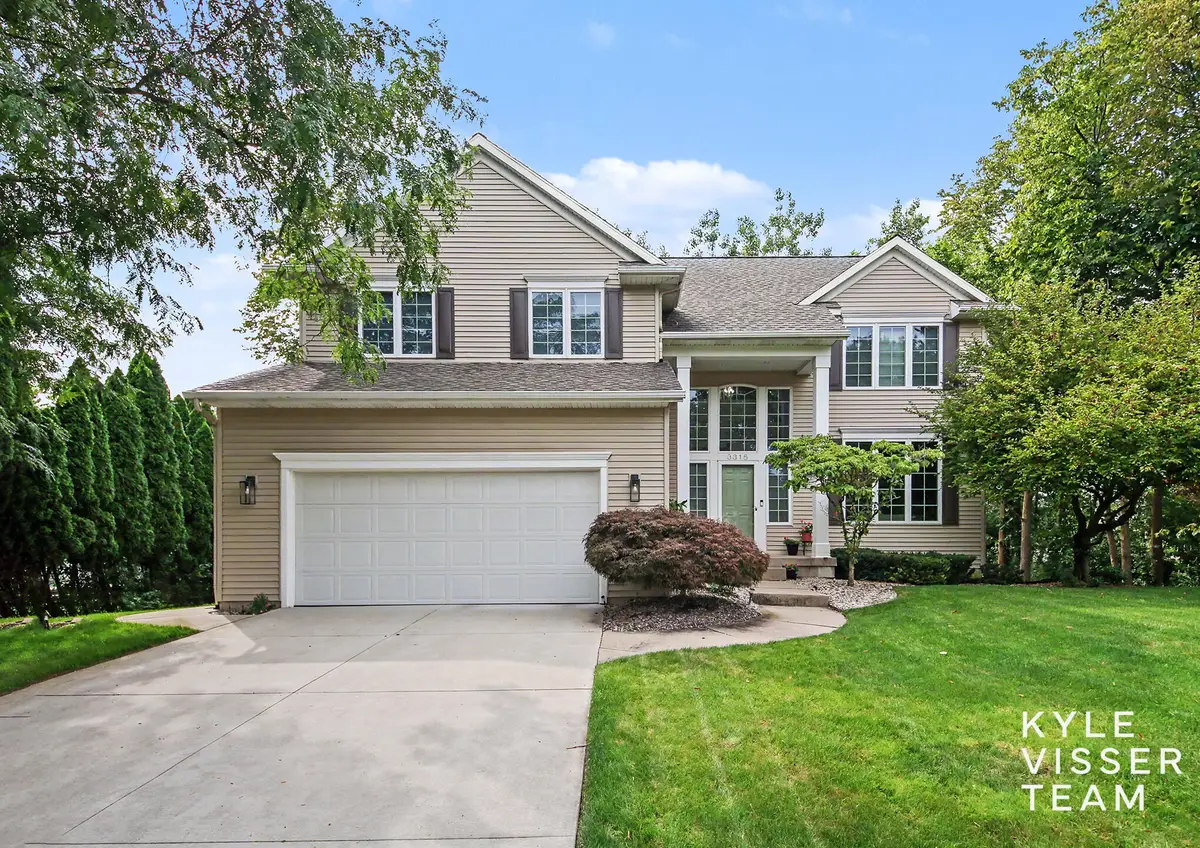 3315 Falcon Ridge Drive Ne, Grand Rapids, MI 49525 - #1