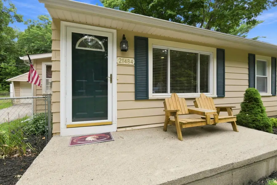 21484 Power Road, Farmington Hills, MI 48336 - #3