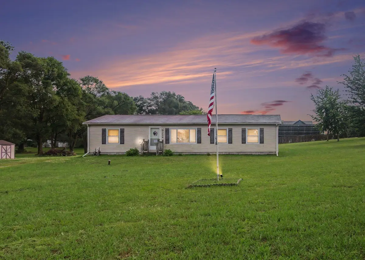 5264 Amy Drive, Coloma, MI 49038 - #1