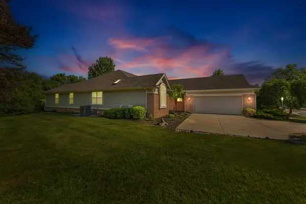 2243 Old Falls Drive, Ann Arbor, MI 48103