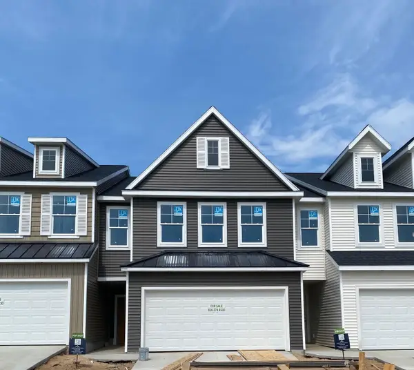 2881 E Highgate Street Se #81, Kentwood, MI 49512