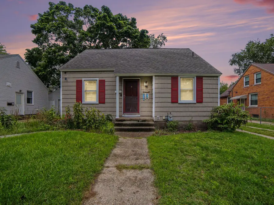 2240 Miner Avenue, Muskegon, MI 49441 - #2