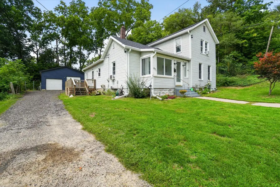 671 N Jackson Street, Ionia, MI 48846 - #2