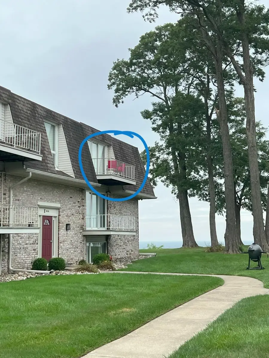 3616 Lakeshore Drive #E11, Saint Joseph, MI 49085 - #2