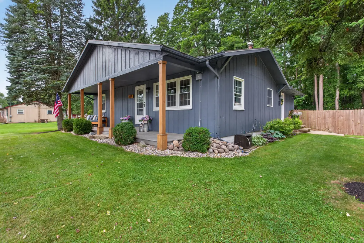 118 Mccuen Drive, Jackson, MI 49203 - #1