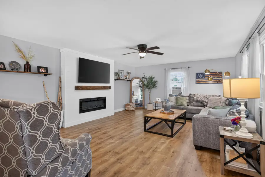 118 Mccuen Drive, Jackson, MI 49203 - #3
