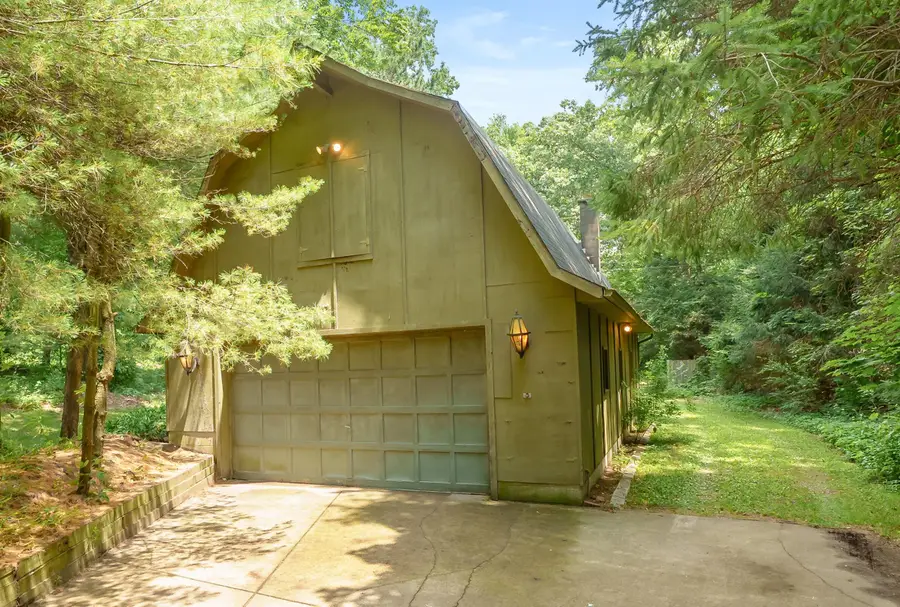 2910 N 5th Street, Kalamazoo, MI 49009 - #2