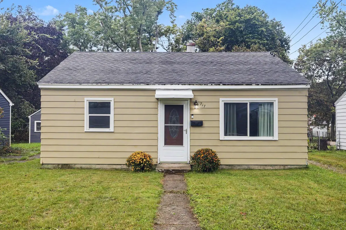 717 Washburn Avenue, Kalamazoo, MI 49048 - #1