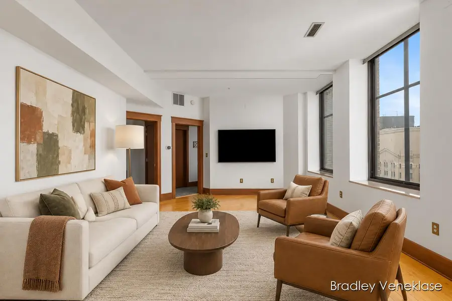 60 Monroe Center Street Nw #8D, Grand Rapids, MI 49503 - #2