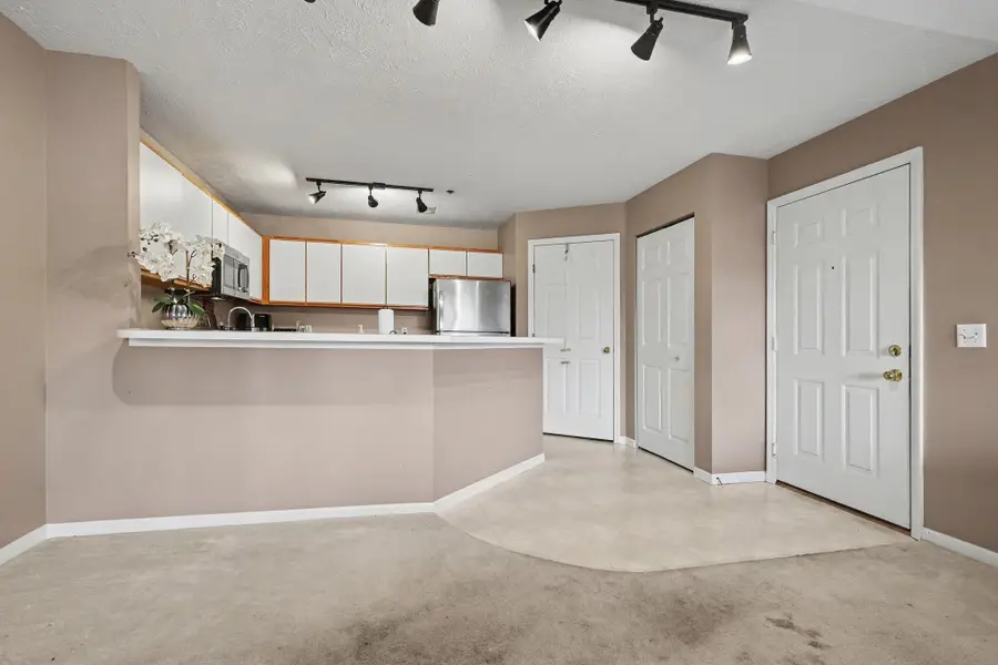 3027 Poplar Creek Drive Se #301, Kentwood, MI 49512 - #3