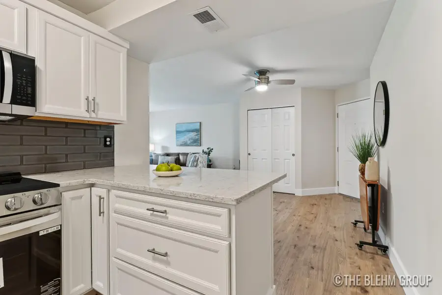 3414 Devonwood Hills Ne #A, Grand Rapids, MI 49525 - #2