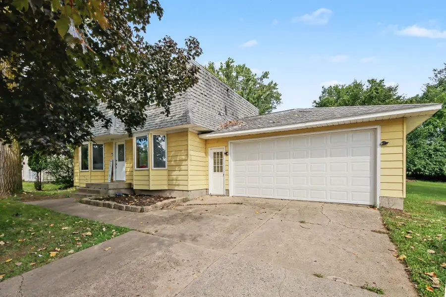 1975 32nd Street Se, Grand Rapids, MI 49508 - #2