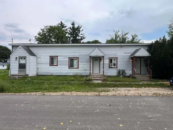 9459 Main Street, Howard City, MI 49329