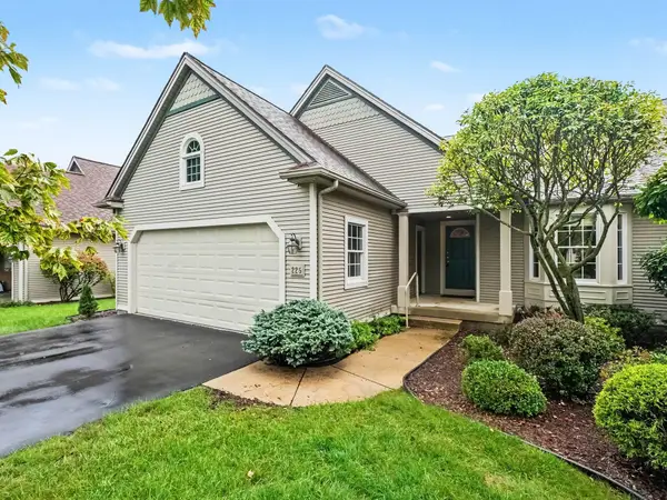 225 Pierce Lake Drive, Chelsea, MI 48118