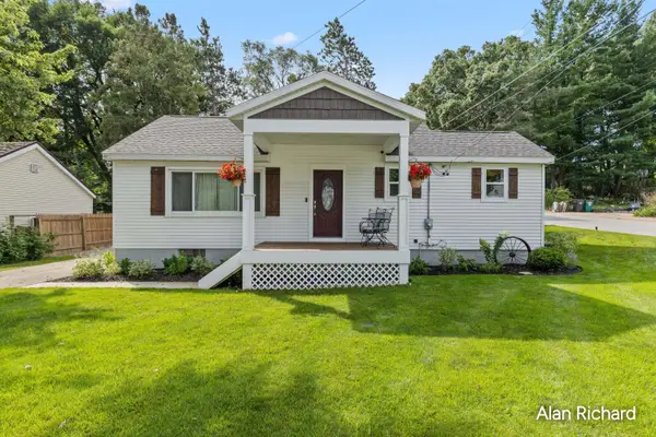 854 Ferris Street Nw, Grand Rapids, MI 49544
